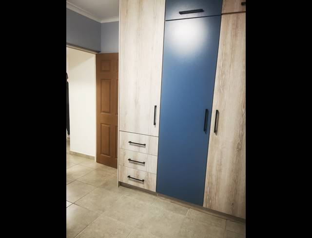 2 BEDROOM APARTMENT TO LET IN PARKLANDS EAST